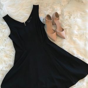 Black Cynthia Rowley dress